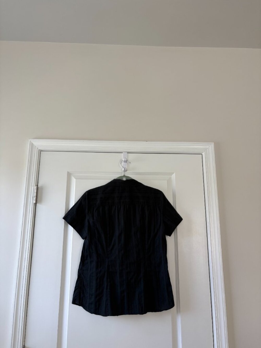 New York & Company Pink and White & A Black Vertical Striped Blouse Size Medium - Picture 6 of 11